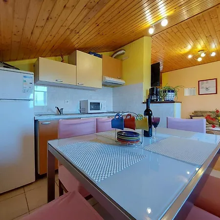 Marica Apartment *