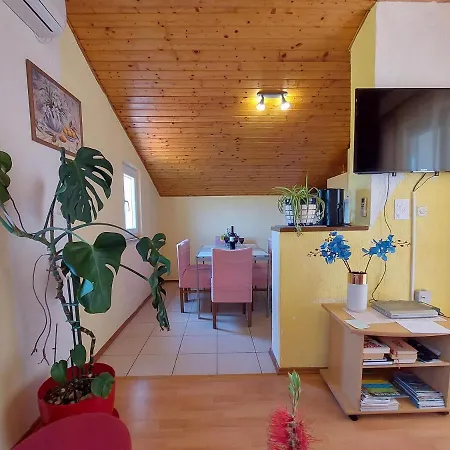 Marica Apartament *